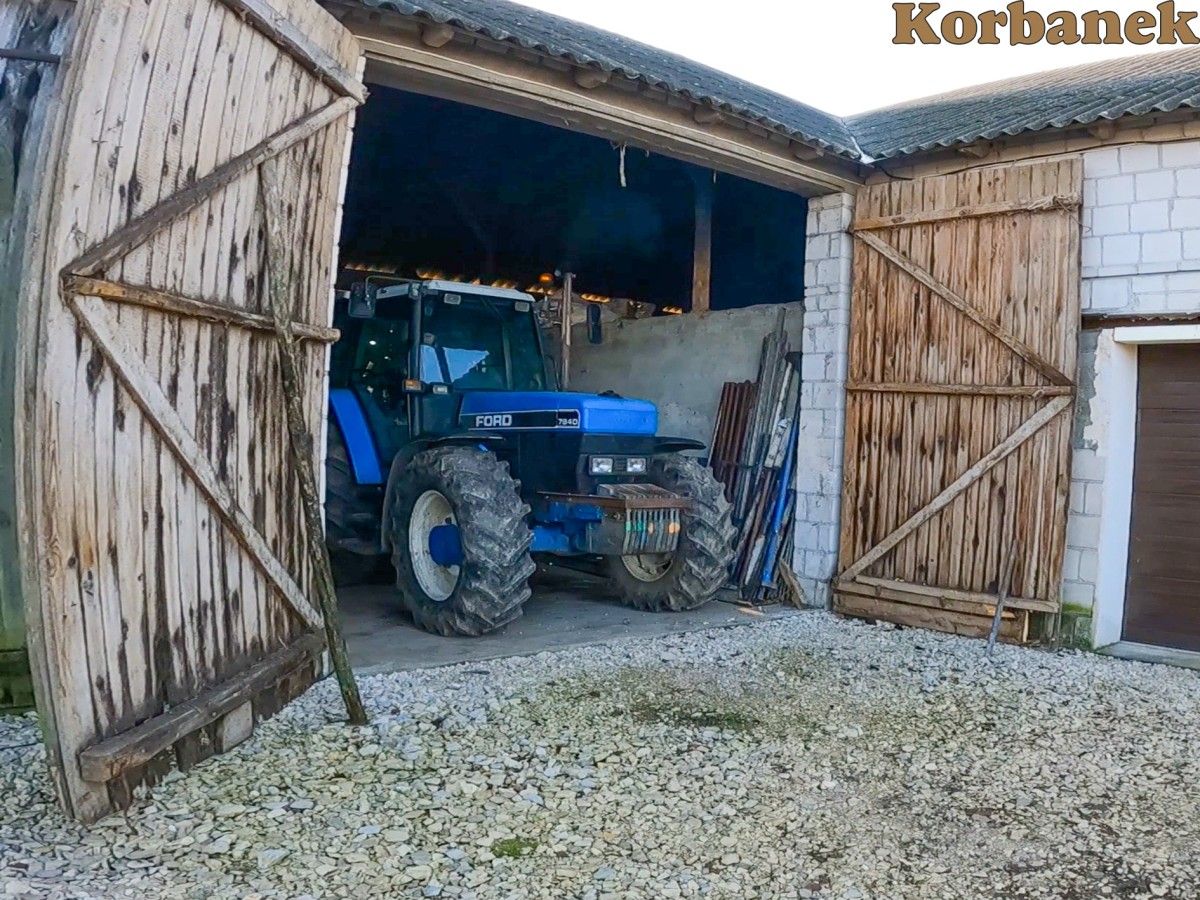 Ciągnik Ford 7840