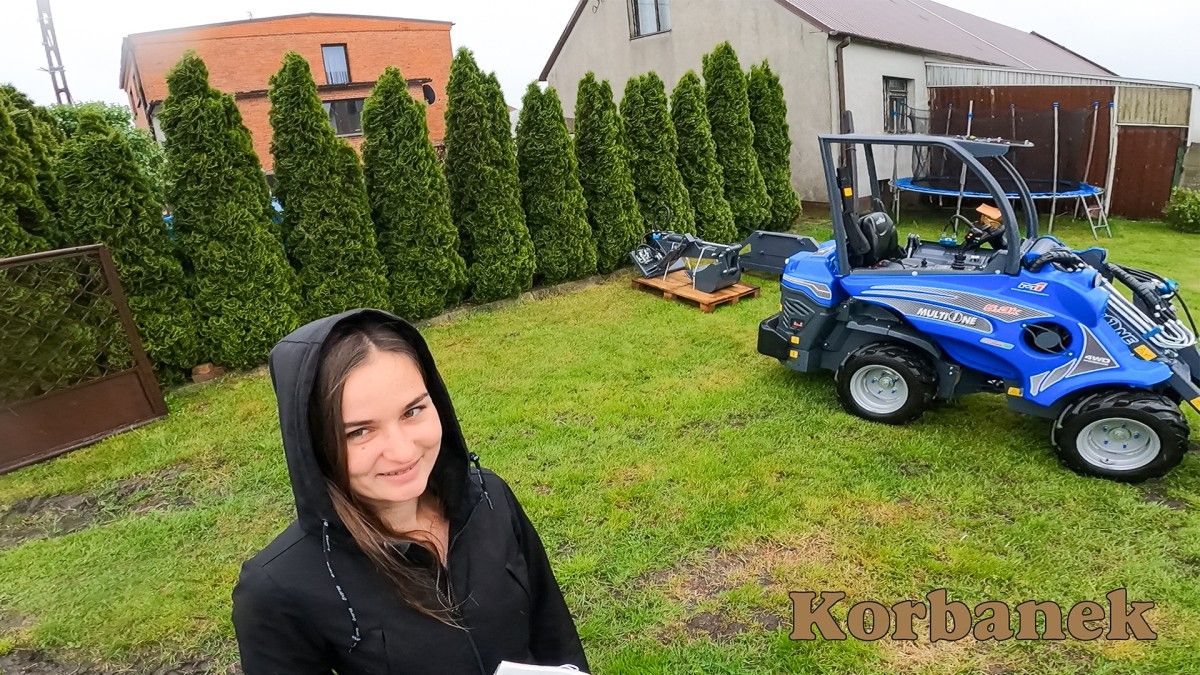 Młoda Kobieta założyła firmę ogrodniczą i zakupiła MultiOne 5.3K 