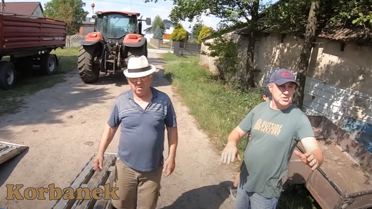 Pan adam wraz z ojcem wspólnie prowadzą gospodarstwo