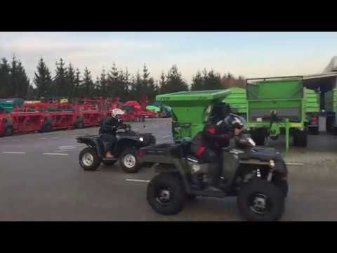 Embedded thumbnail for Yamaha Grizzly 700 (48 KM) vs Polaris Sportsman 570 UTE (44 KM)