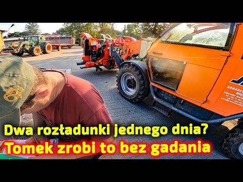 Embedded thumbnail for Tomek dostarcza opryskiwacz Tolmet i przystawkę Kemper [Korbanek]